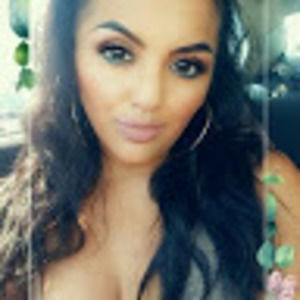 Meet your Posher, Desiree